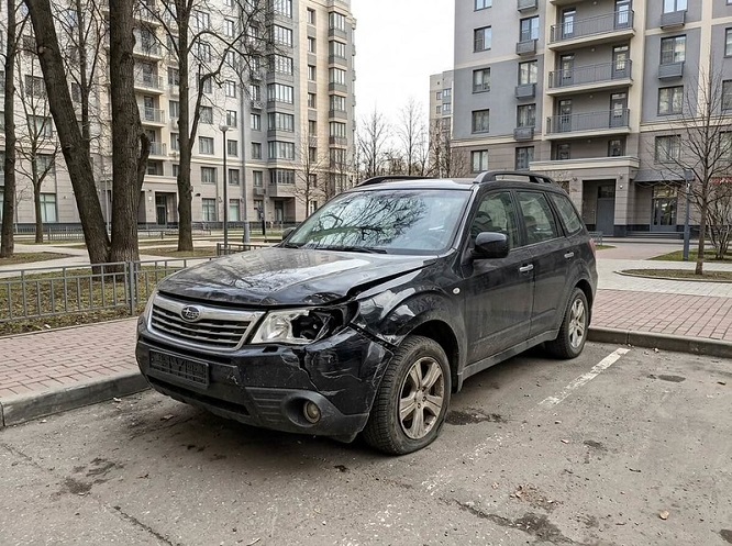 битый черный субару | Поломки авто Выкуп авто после аварии